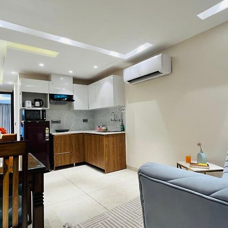 Zen Suites Gurgaon - Luxe Stays Collection Екстер'єр фото