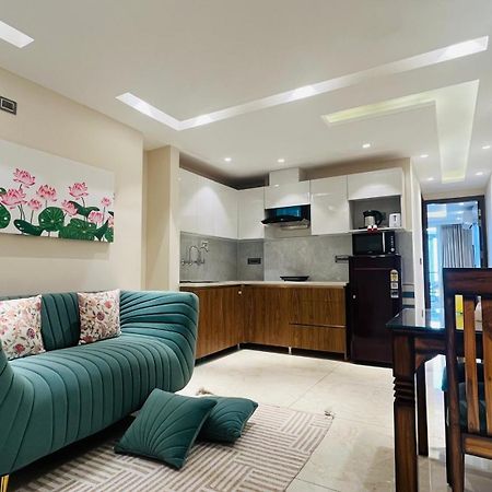 Zen Suites Gurgaon - Luxe Stays Collection Екстер'єр фото