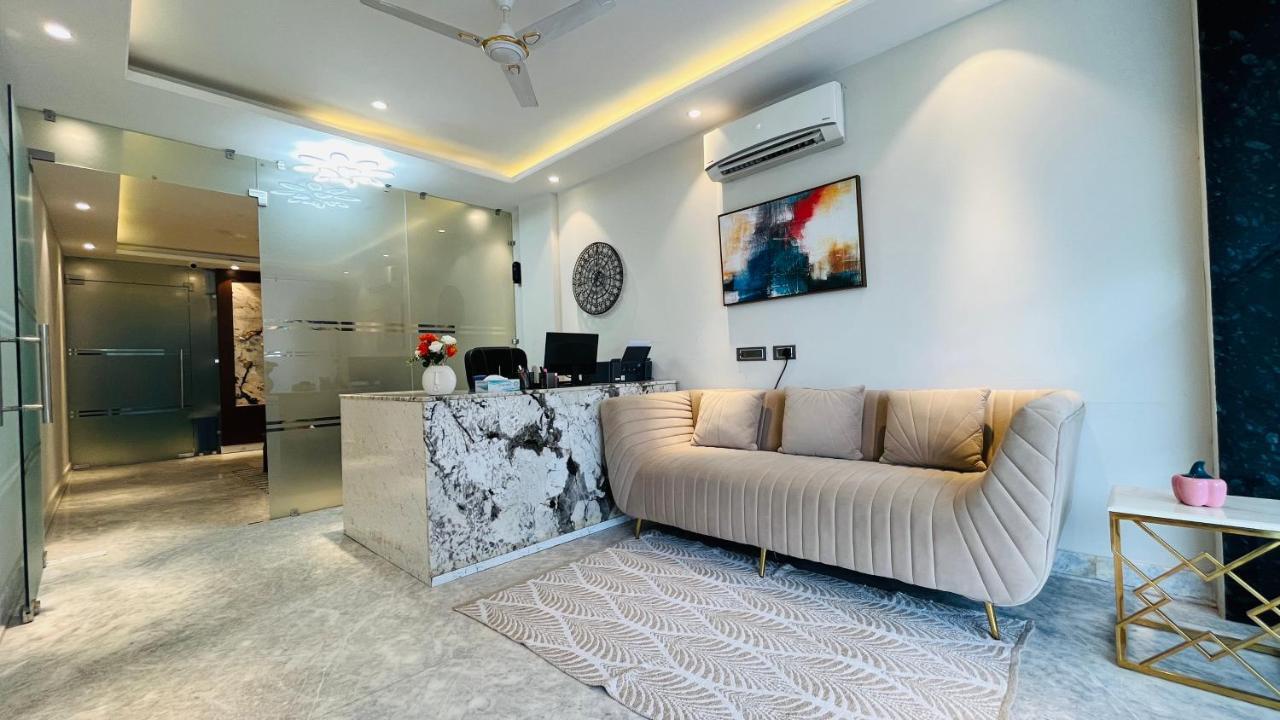 Zen Suites Gurgaon - Luxe Stays Collection Екстер'єр фото