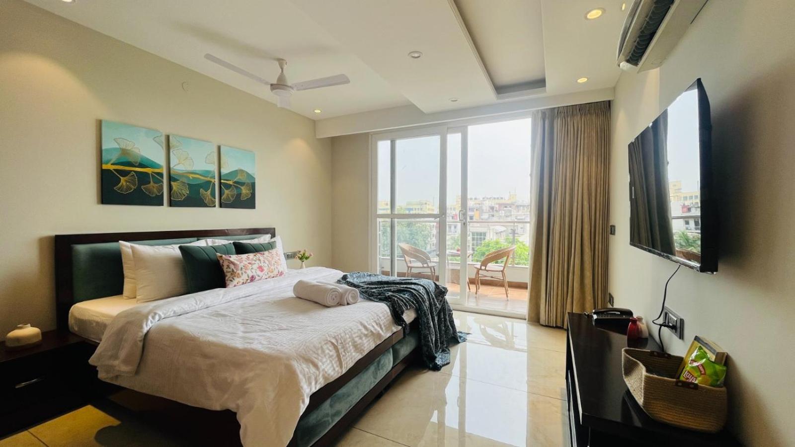 Zen Suites Gurgaon - Luxe Stays Collection Екстер'єр фото