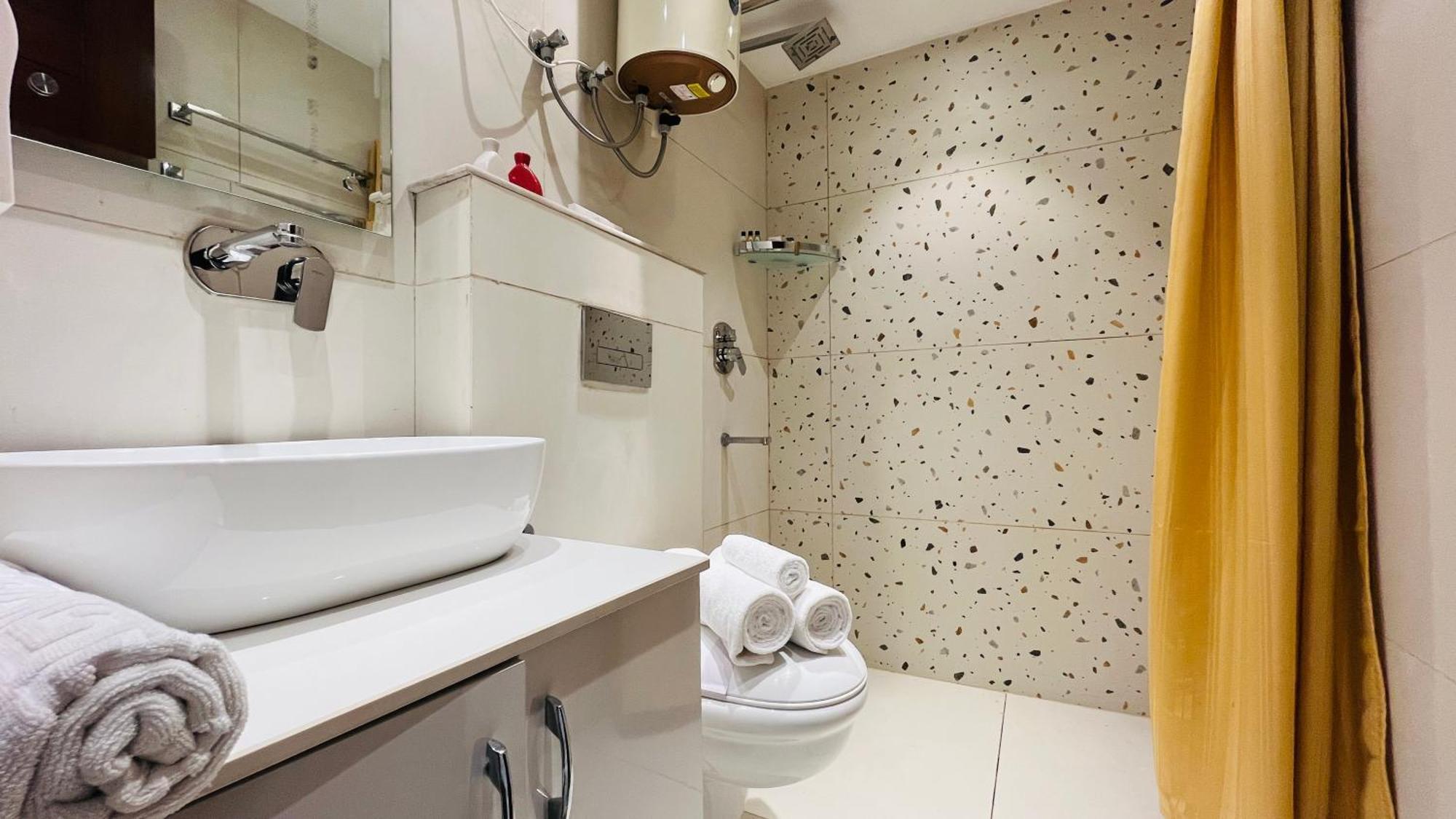 Zen Suites Gurgaon - Luxe Stays Collection Номер фото